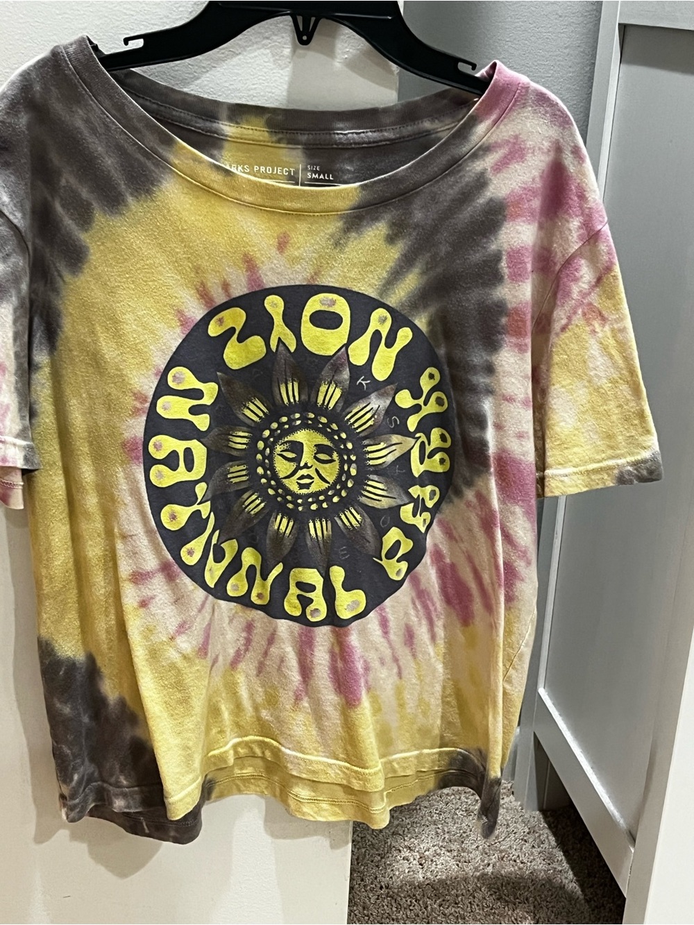 Parks Project Small Yellow, Pink & Gray Sun Tie-Dye Tee
